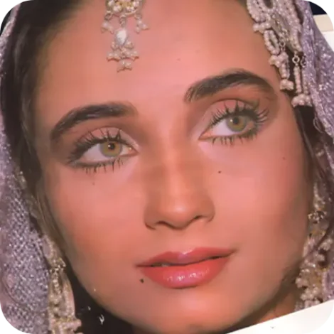 ★ Salma Agha