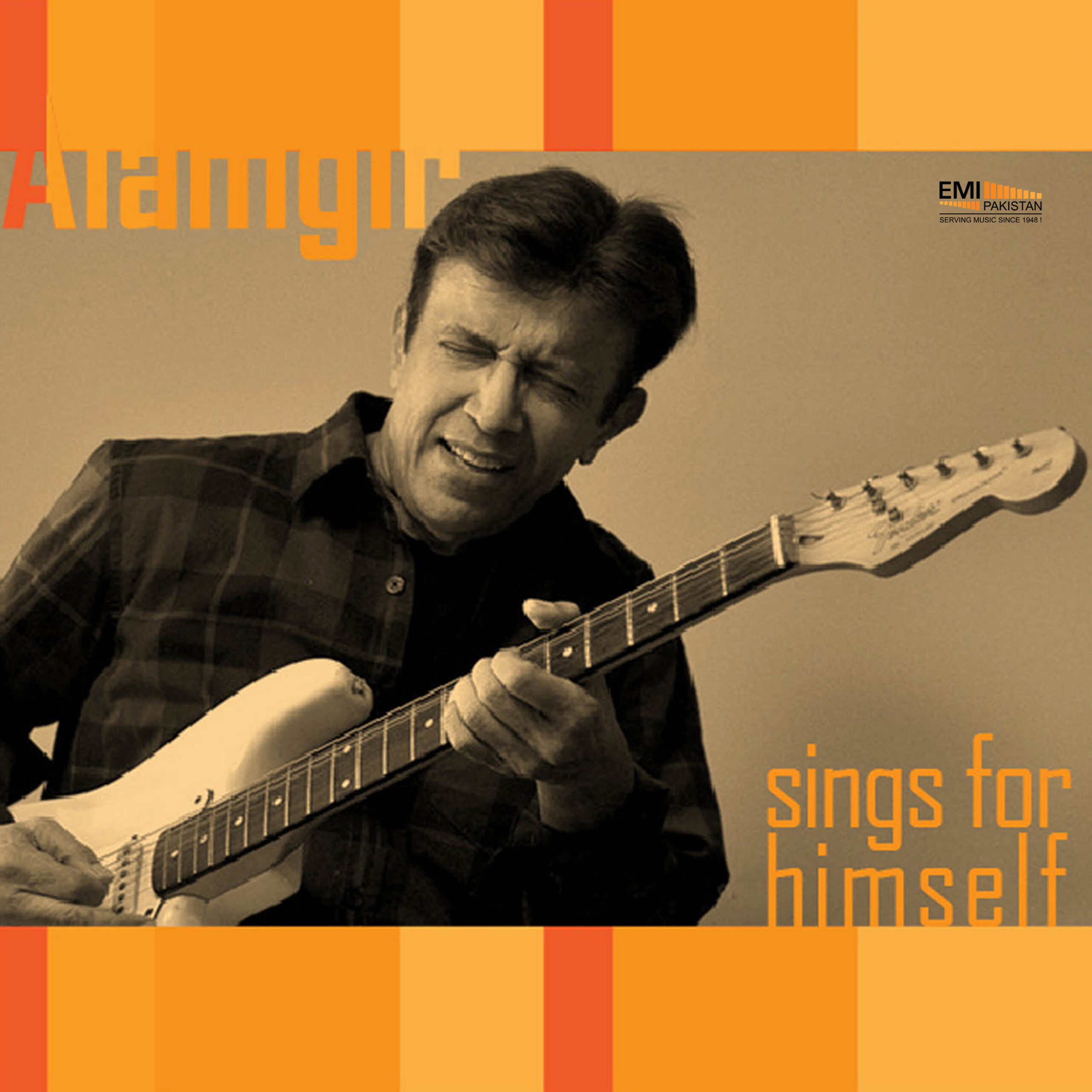 Alamgir Sings For Him Self
